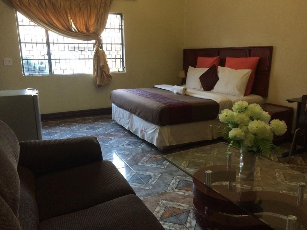 G&G Guesthouse Johannesburg Phòng bức ảnh